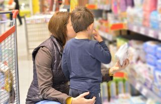 Familles face à la flambée des prix